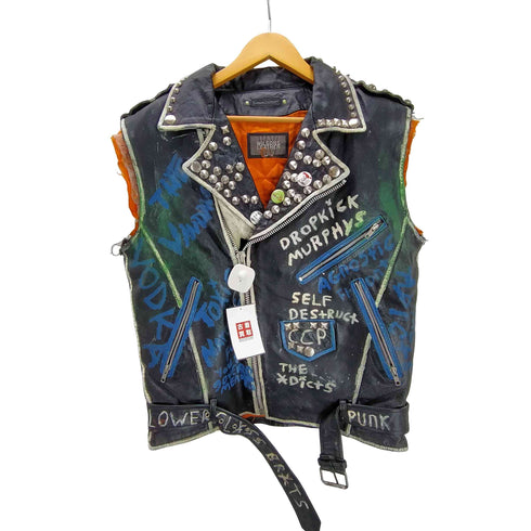 ウィルソン Wilsons Leather 裏地キルティング パッチワーク カットオフ ペイント リメイク カスタム スタッズ 本革 リアル レザー ベスト 鋲ジャン ピンズ付き メンズ