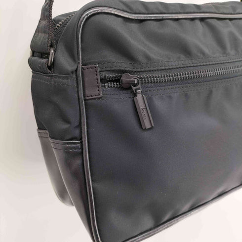 イザック Y’saccs POUR HOMME レザー 切り替え ナイロン ショルダー バッグ メンズ