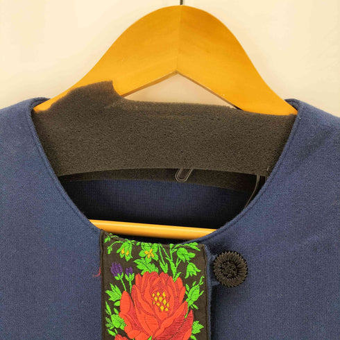 Blumarine バラモチーフ ノーカラープリーツセットアップ レディース 40