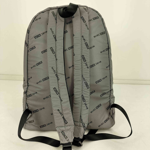マルシェノア M+RC NOIR ロゴプリント エナメル バックパック メンズ ONE SIZE