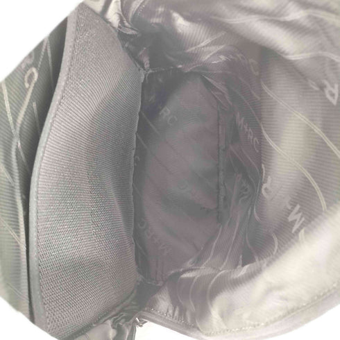 マルシェノア M+RC NOIR ロゴプリント エナメル バックパック メンズ ONE SIZE