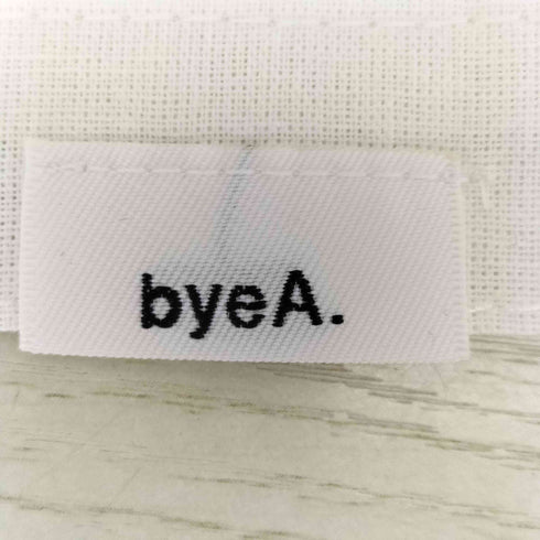 byeA. やたらしつこい BAG WHITE レディース