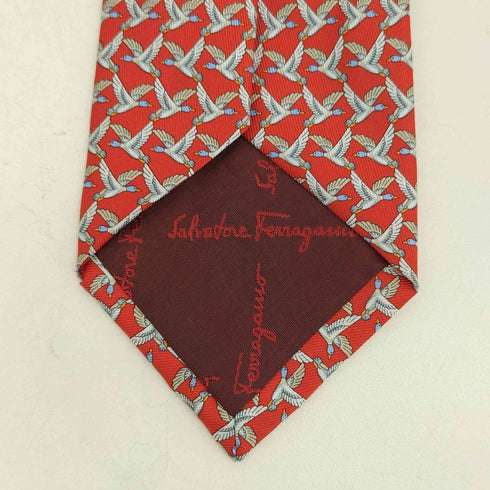 サルヴァトーレフェラガモ Salvatore Ferragamo カモ総柄 シルクネクタイ メンズ