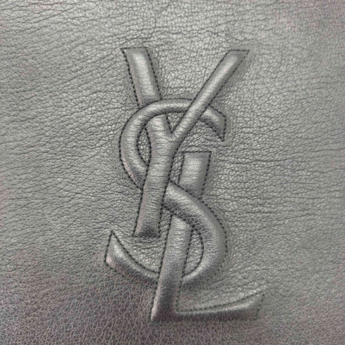 イヴサンローラン Yves Saint Laurent YSL エンボスロゴ レザー クラッチバッグ レディース