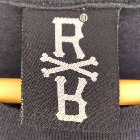 RESIST REBEL プリント クルーネックTシャツ メンズ
