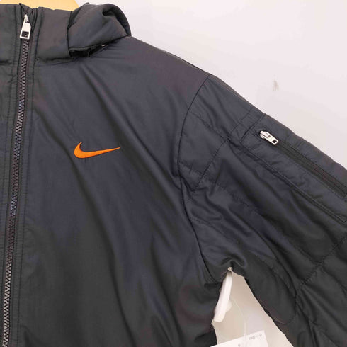 ナイキ NIKE ロゴ刺繍 裏地キルティング フード付き ウォームジャケット メンズ JPN:M