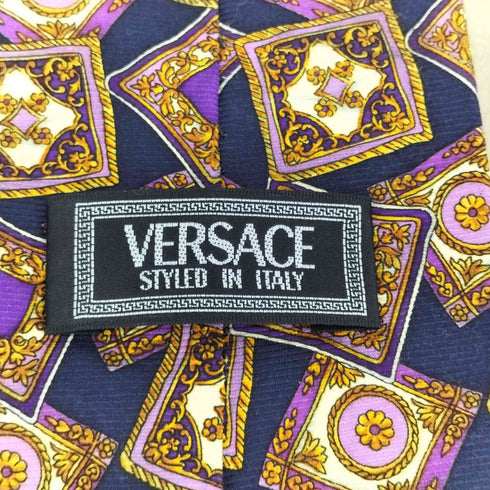 ジャンニヴェルサーチ GIANNI VERSACE 総柄シルクネクタイ メンズ