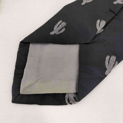 イッセイミヤケメン ISSEY MIYAKE MEN シルク サボテン柄 ネクタイ メンズ