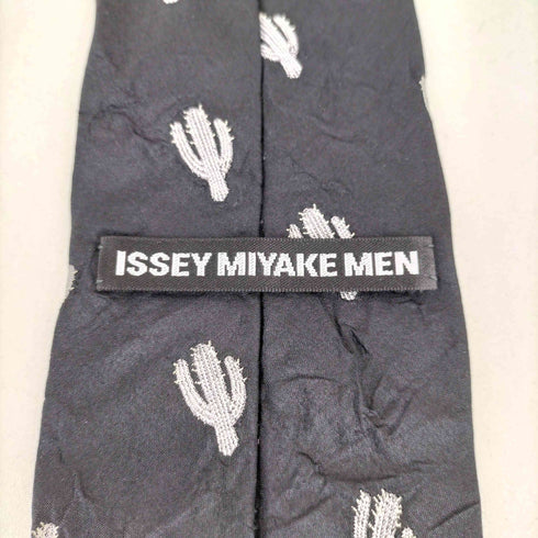イッセイミヤケメン ISSEY MIYAKE MEN シルク サボテン柄 ネクタイ メンズ