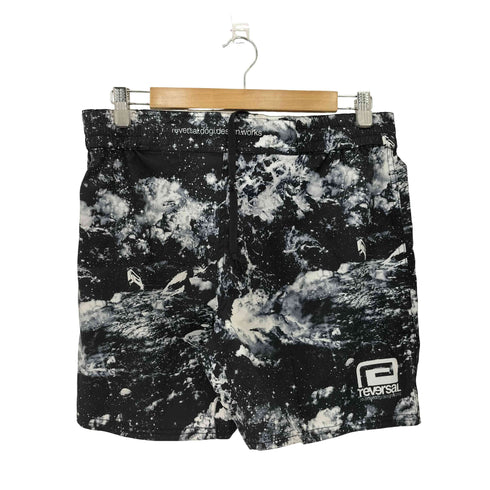 リバーサル REVERSAL 総柄 ロゴプリント ショート ファイトパンツ ショーツ メンズ JPN:L