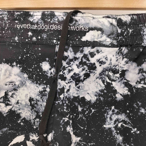 リバーサル REVERSAL 総柄 ロゴプリント ショート ファイトパンツ ショーツ メンズ JPN:L