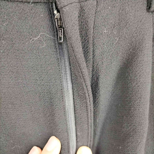 イッセイミヤケ ISSEY MIYAKE ウール タック スラックス レディース JPN:M
