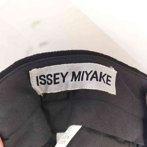 イッセイミヤケ ISSEY MIYAKE ウール タック スラックス レディース JPN:M