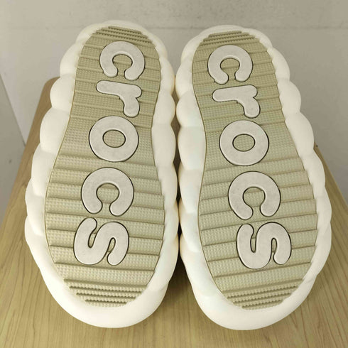 クロックス crocs オーバーパフ ショーティー レディース US:7