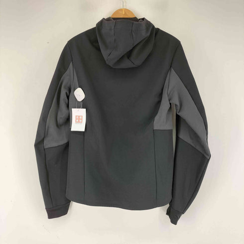 QUECHUA ストレッチシェルジップアップパーカー レディース import:M