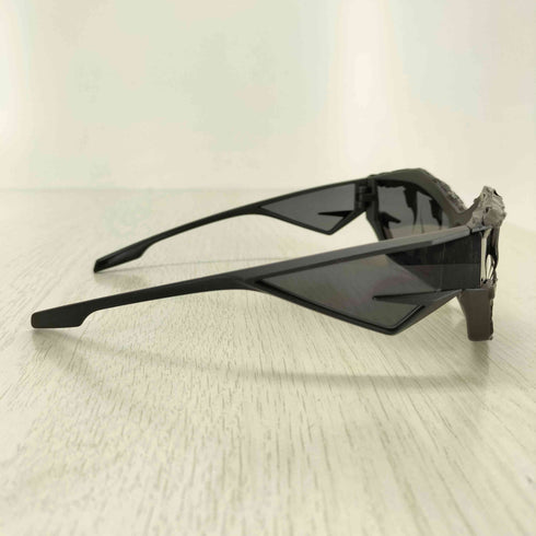 フレームデザインサングラス メンズ