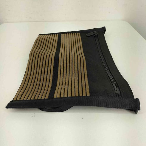 イッセイミヤケ ISSEY MIYAKE 1325. 帯 プリーツ ショルダーバッグ メンズ