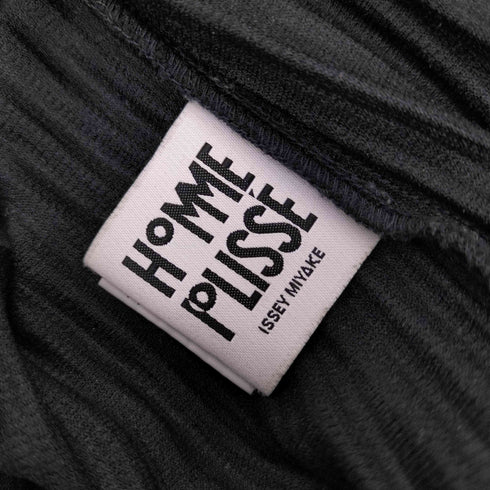 オムプリッセイッセイミヤケ HOMME PLISSE ISSEY MIYAKE PLEATS プリーツ ハイネック カットソー メンズ JPN:2