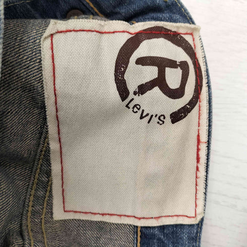 リーバイス Levis 00s 02年製 立体裁断 ボタンフライ デニム Y2K メンズ 30inch