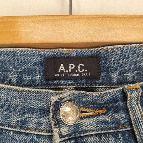 アーペーセー A.P.C. NEW STANDARD ボタンフライデニムパンツ メンズ 28