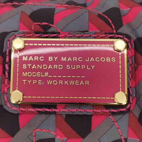 マークバイマークジェイコブス Marc by Marc Jacobs 総柄 キルティング ロゴプレート ハンドバッグ レディース
