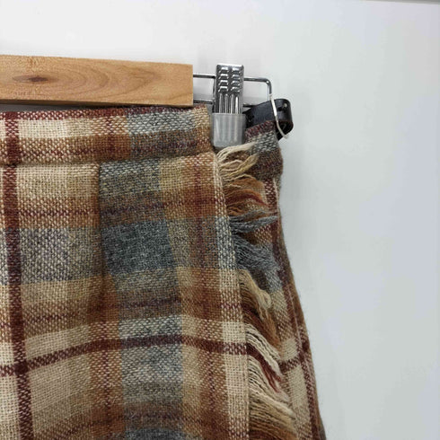 スキャパオブスコットランド Scapa OF SCOTLAND スコットランド製 グラデーションチェック フリンジ プリーツ レザーベルト ラップ 巻き スカート レディース 36