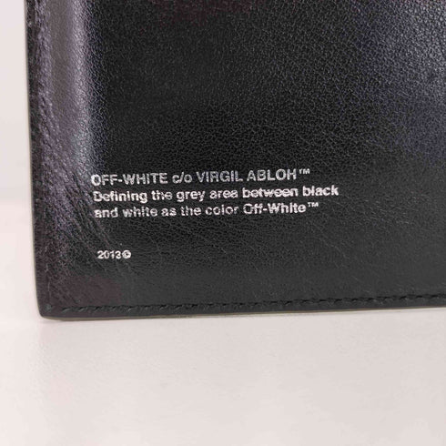 オフホワイト OFF-WHITE BI-FOLD バイフォールド 迷彩 レザー 二つ折り財布 メンズ