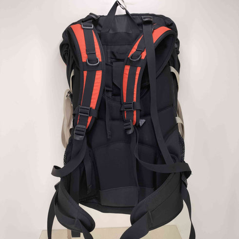 60L バックパック メンズ