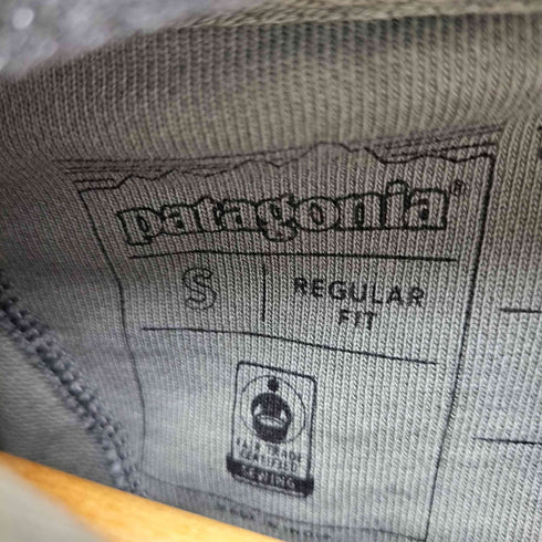 パタゴニア patagonia REGULAR FIT プリントプルオーバーパーカー レディース S