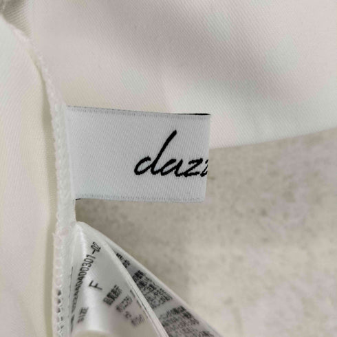 ダズリン dazzlin マルチボタンデザインブラウス レディース F