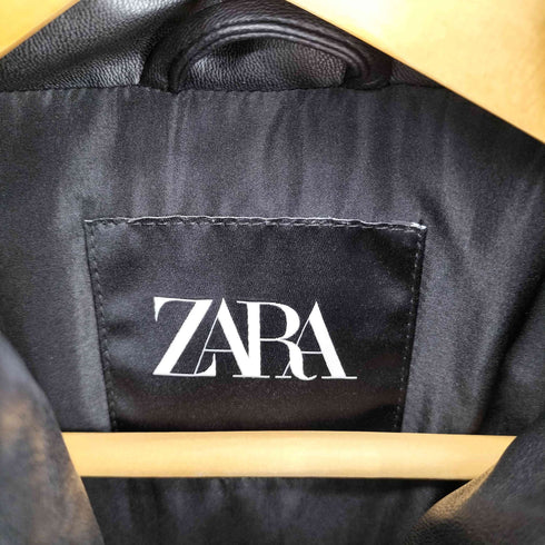 ザラ ZARA Faux Leather Puffer Vest フェイクレザー クロップド 中綿 パファーベスト レディース import:L