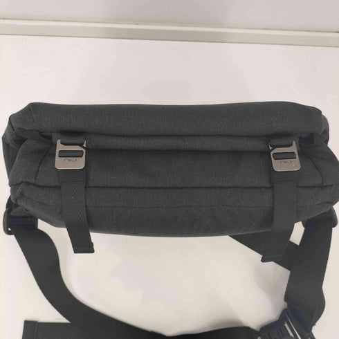 NIID URBANATURE Radiant R0 Plus Sling Bag ボディバッグ メンズ