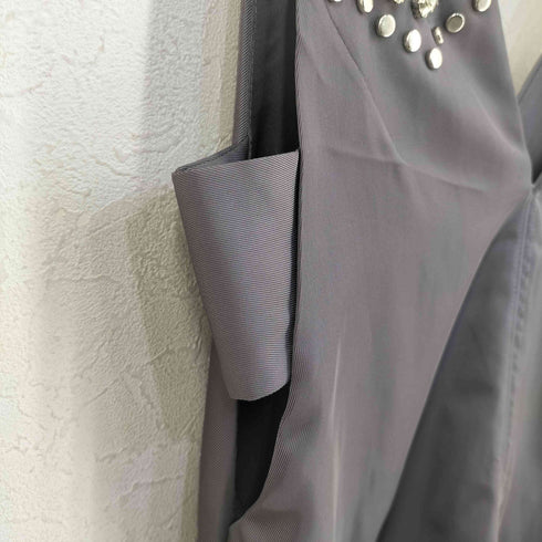 エイチアンドエム H&M スタッズ付き Vネックワンピース レディース import:XS