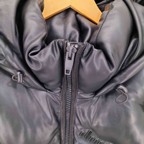 ザラ ZARA エンボス フェイクレザー フード付き 中綿ベスト メンズ L-XL