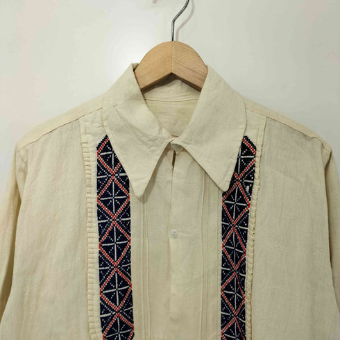 vintage 刺繍 猫目ボタン フリル プルオーバー グアテマラシャツ レディース