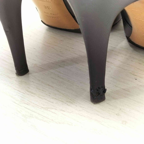 バリー BALLY イタリア製 メタルチャームパンプス レディース EUR:38