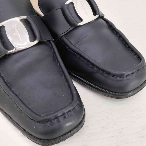 サルヴァトーレフェラガモ Salvatore Ferragamo ガンチーニ ロゴプレート ビットローファー レディース 26