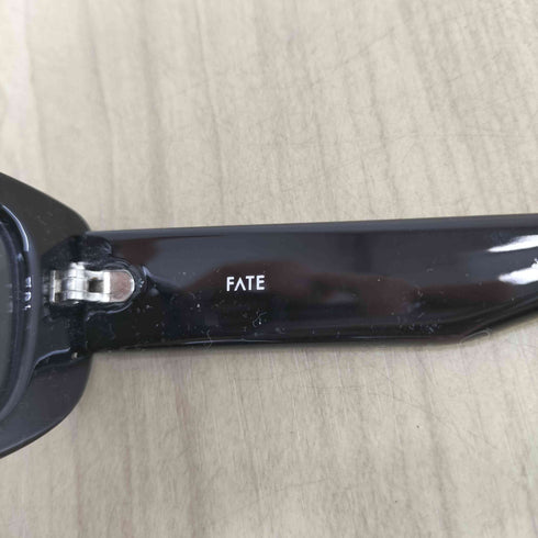 フェイト FATE RECOIL&co スクエアレンズサングラス メンズ