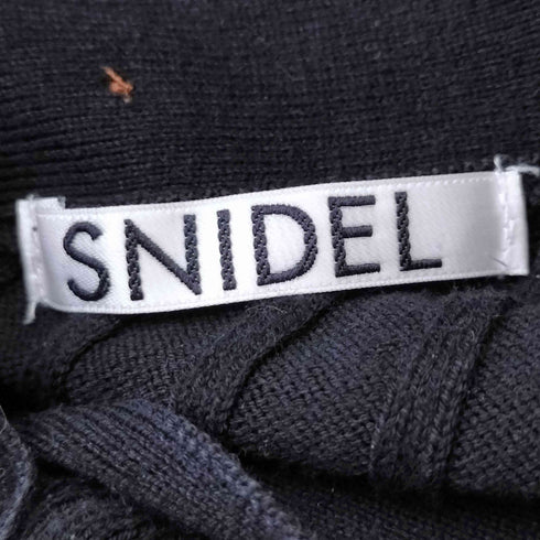 スナイデル snidel ボタンデザインニットワンピース レディース FREE