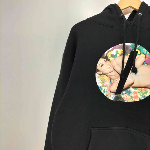 V/SUAL フォトプリント プルオーバーパーカー メンズ import:L