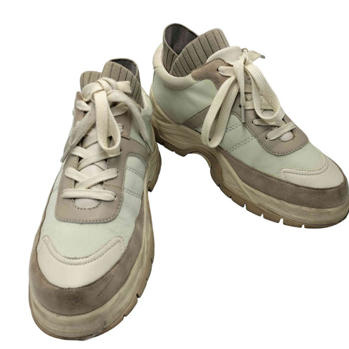 チャールズアンドキース CHARLES&KEITH Lace Up Chunky Sneakers レースアップ チャンキー ローカット スニーカー レディース JPN:37
