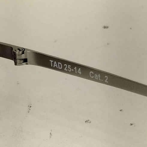 アワーレガシィー OUR LEGACY TAD シルバーフレーム カラーレンズサングラス メンズ