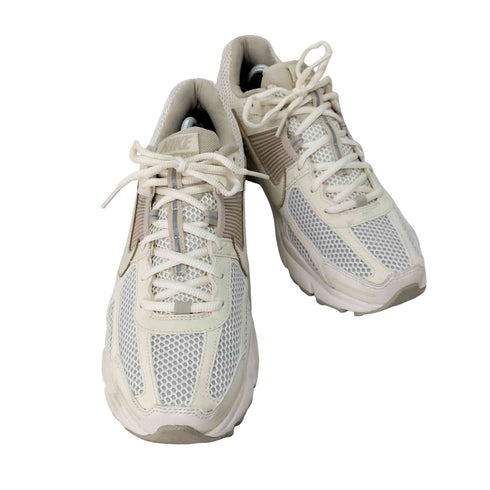 ナイキ NIKE W ZOOM VOMERO 5 PALE IVORY/PALE IVORY-PALE IVORY メンズ JPN:28.5