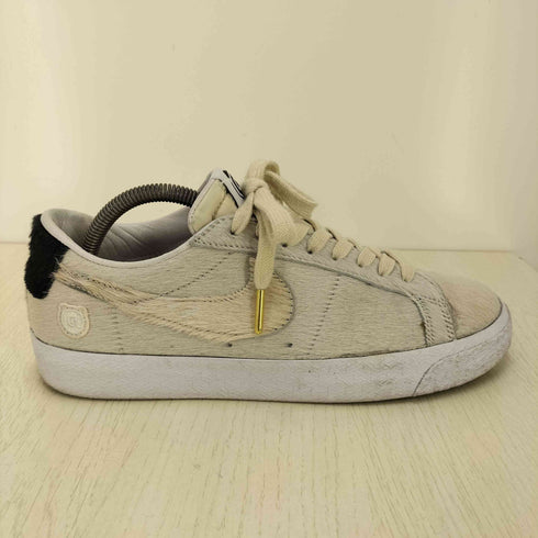ナイキスケートボーディング NIKE SB MEDICOM TOY ZOOM BLAZER LOW ローカットスニーカー メンズ JPN:26