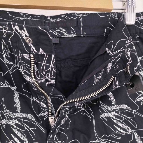 ホワイトマウンテニアリング WHITE MOUNTAINEERING FACTOR PATTERN PRINTED BROAD EASY SHORT PANTS メンズ JPN:1