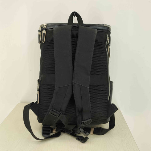 ムスタッシュ MOUSTACHE レザー切替 大容量 スクエア型 リュック メンズ