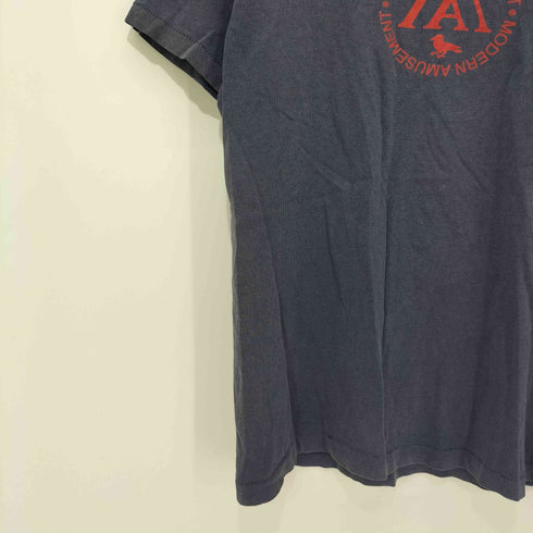 Modern Amusement 90S ロゴプリント ショートスリーブクルーネックTシャツ メンズ import:M