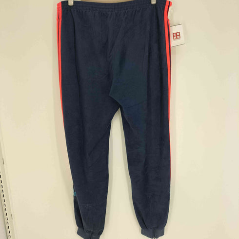 アディダスオリジナルス adidas Originals スリーストライプス トレフォイル ロゴ プリント 裾ジップ ベロア トラックパンツ ジャージ メンズ