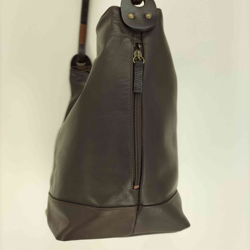 135 レザー サイドジップ ハンドバック レディース