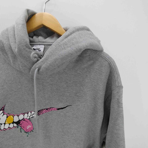 ナイキスケートボーディング NIKE SB 25AW Skate Pullover Hoodie スケートボード プルオーバー フーディー パーカー グリル 刺繍 メンズ import:M